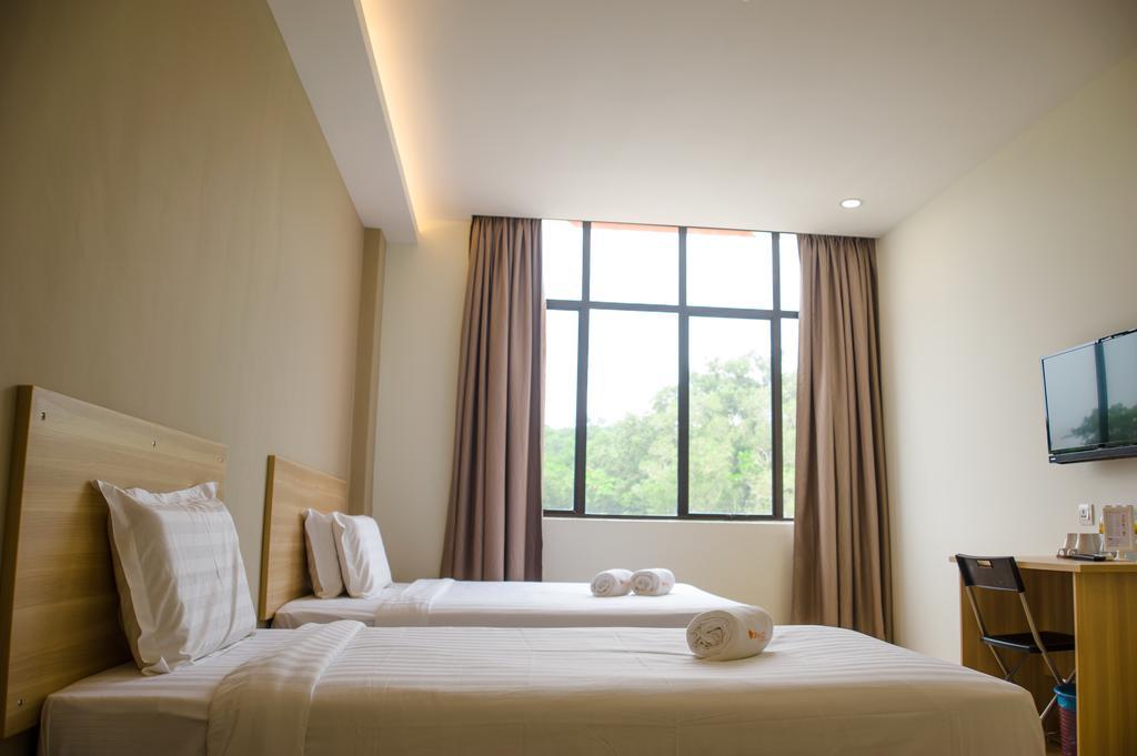 1 Orange Hotel Sungai Buloh Ngoại thất bức ảnh